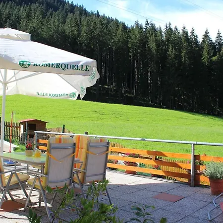 Schnell Apartment *